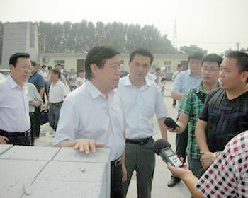 濮陽市市委常委、市委宣傳部長徐蘭峰等一行蒞臨我司視察1